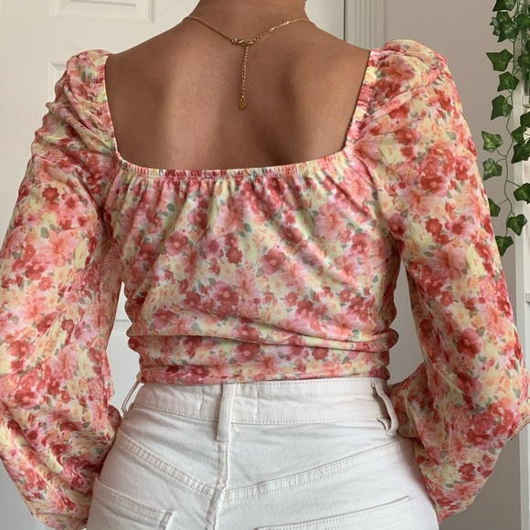 Floral forever 21 Sinch top - Picture 3 of 4